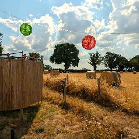 Glamping La Fraventure Saint-Palais (Allier)