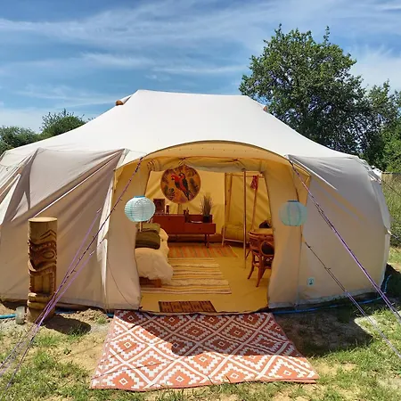 Glamping La Fraventure Tente de luxe Saint-Palais (Allier)