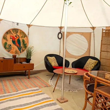 Glamping La Fraventure * Saint-Palais (Allier)