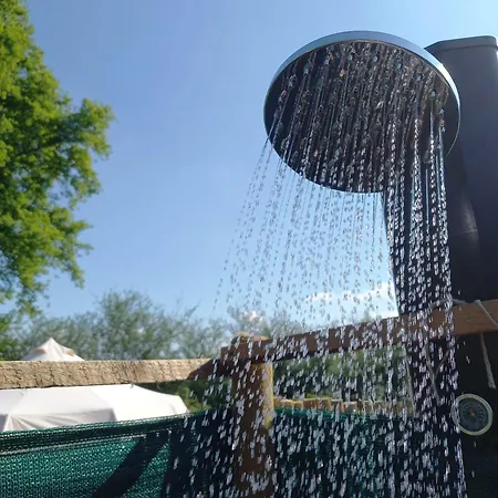 Tente de luxe Glamping La Fraventure Saint-Palais (Allier)